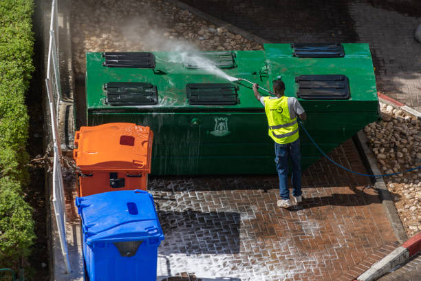 Why Choose Our Certified Pressure Washing Experts for Your Project Needs in Vineyard, CA?